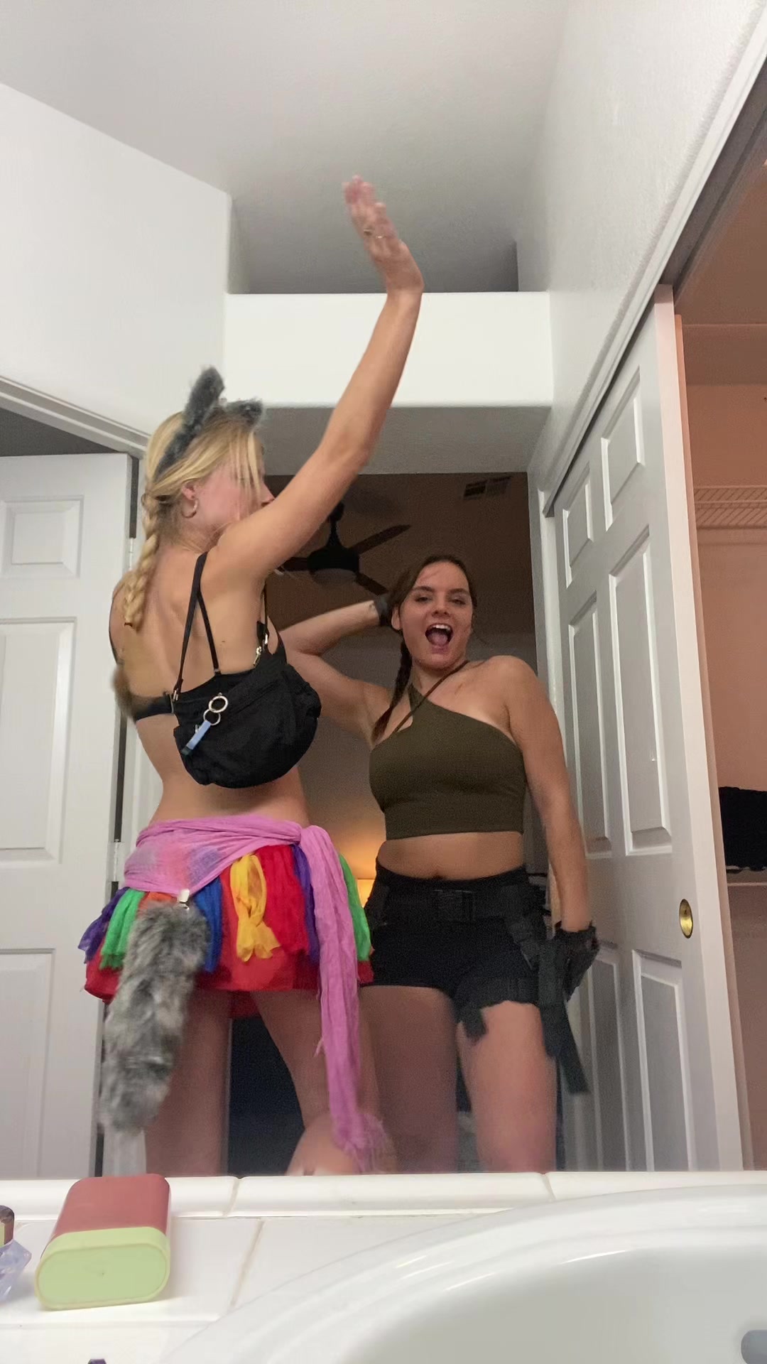 @Lina