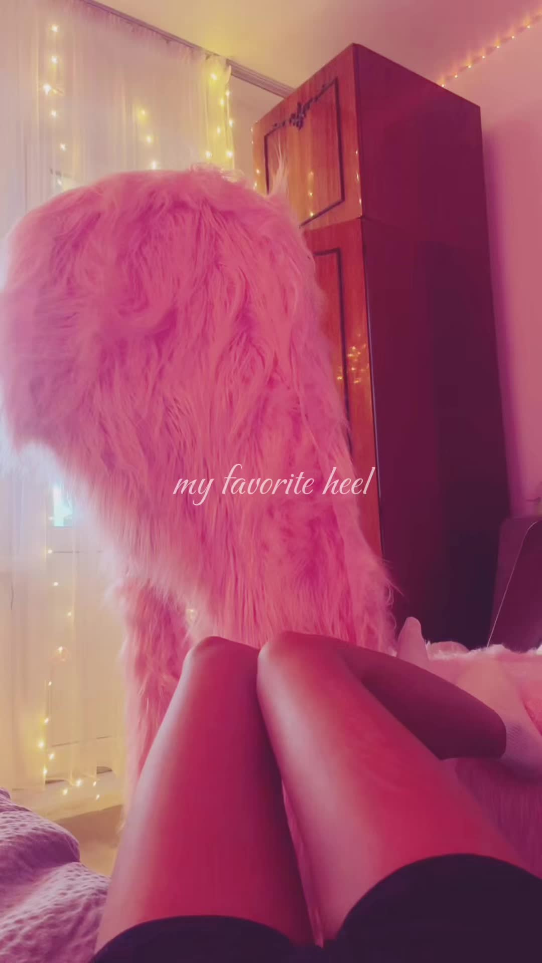 @Miss Heel | Крісла-туфельки