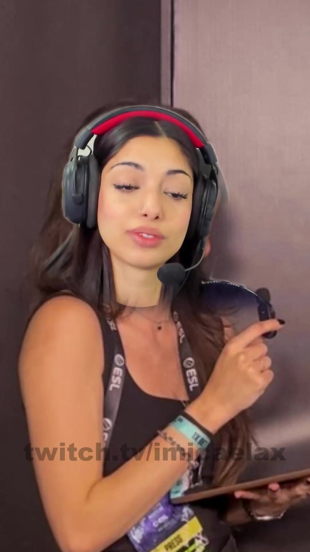 @Micaela