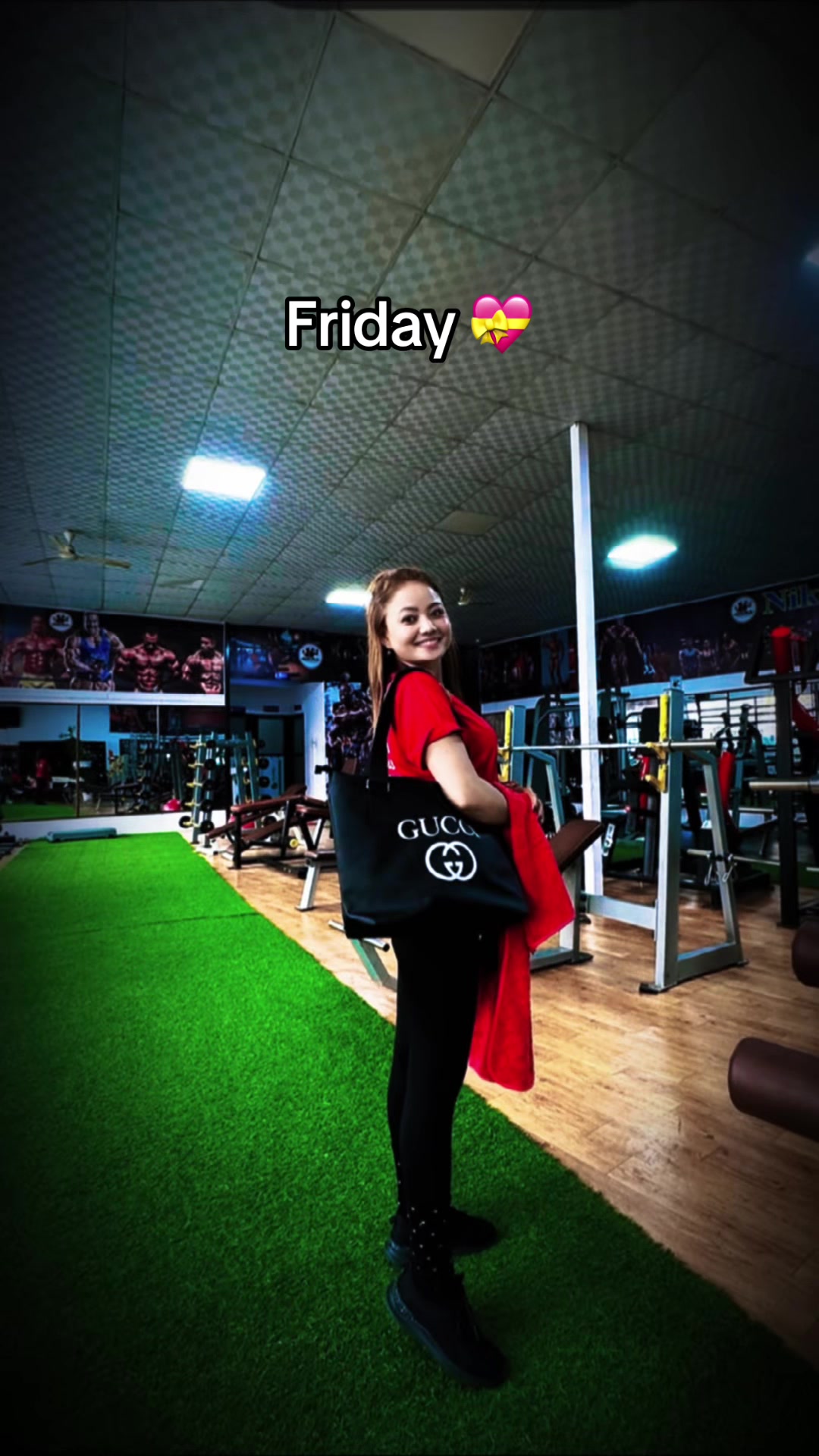 @🧿👑SHANKHUUमहारानी👑🧿