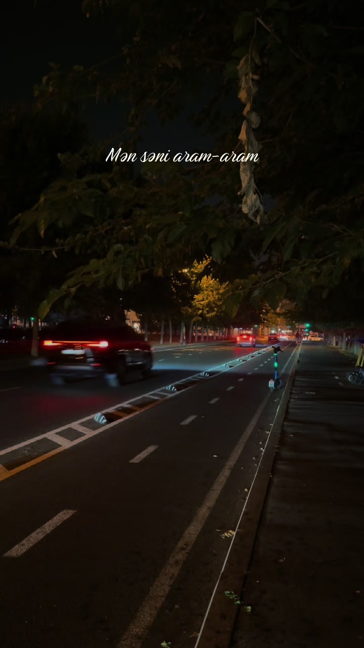 @𝓑𝓸𝓷𝓷𝓲.