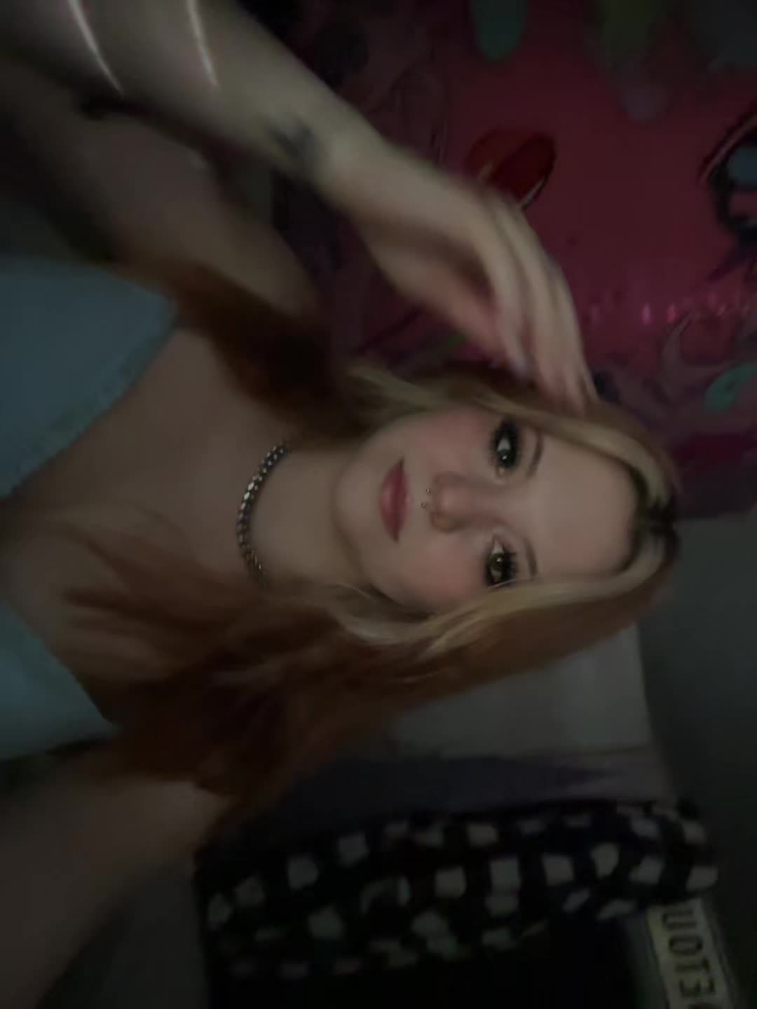 @:3