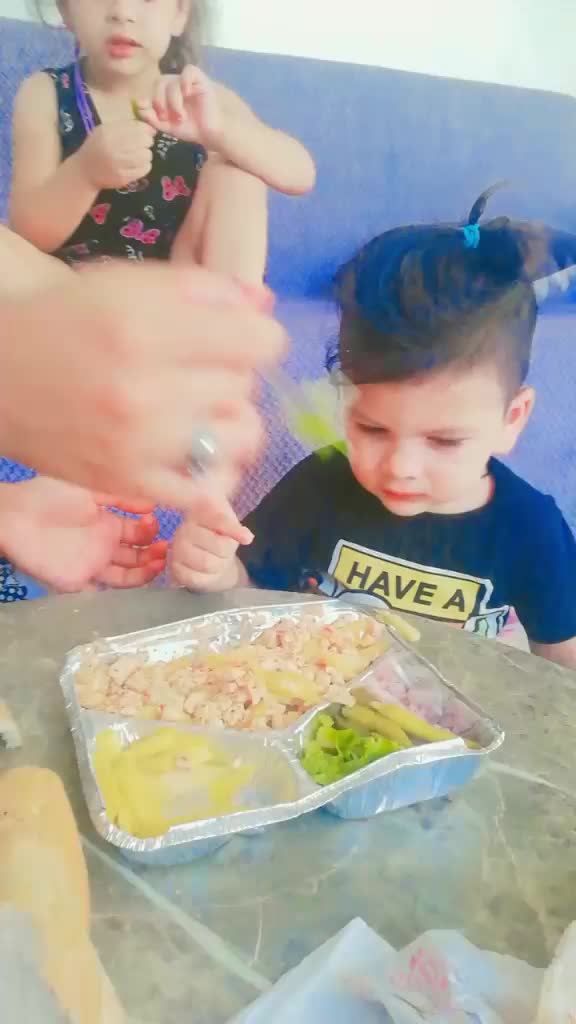 @😘çağla😘cemre👩👧