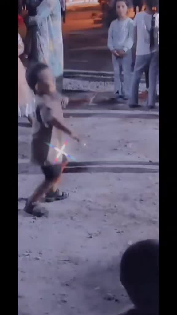 @М.  Е. Р. С