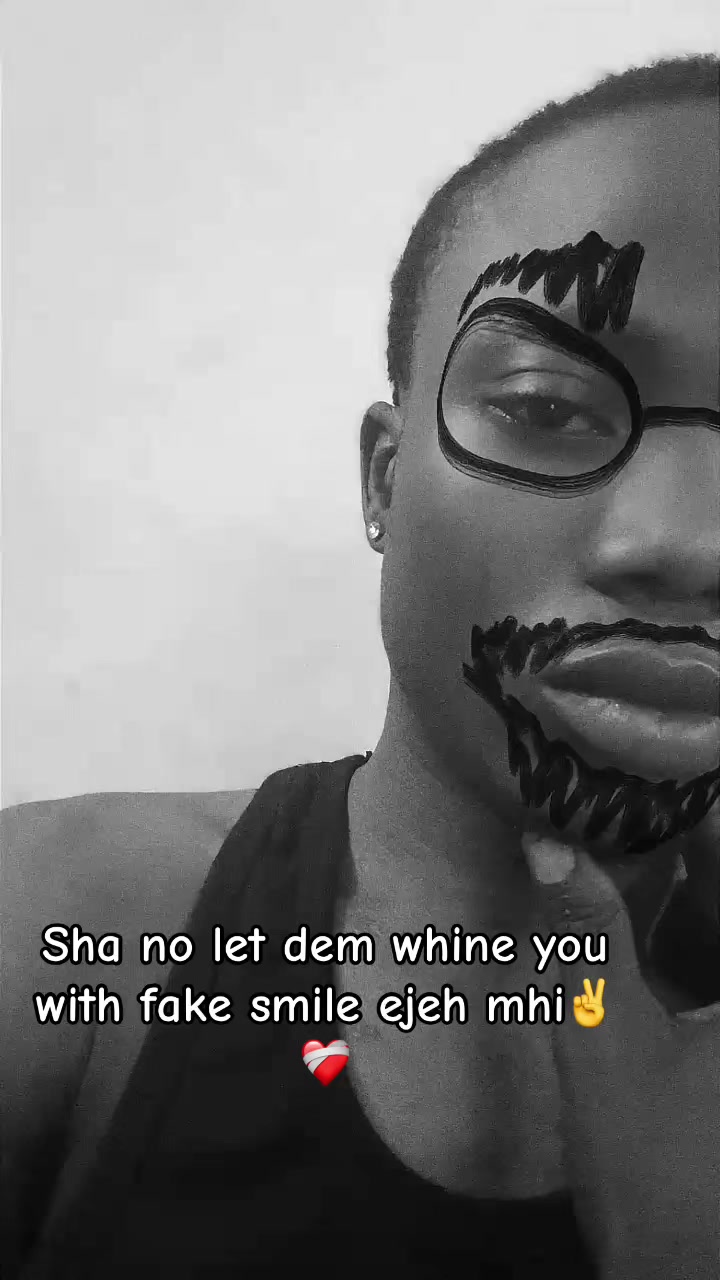 @AY☯️🚶