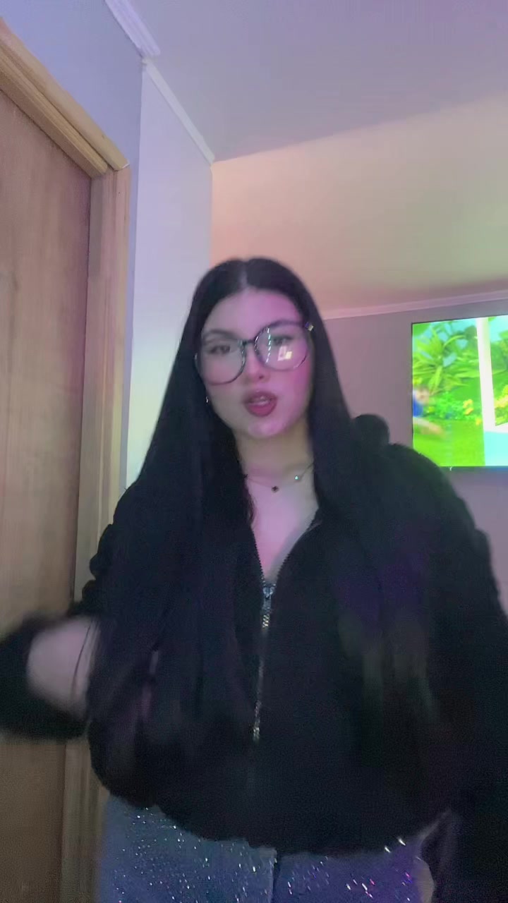 @𝒴𝒶𝒷ℯ𝓁𝒾𝓈🦋