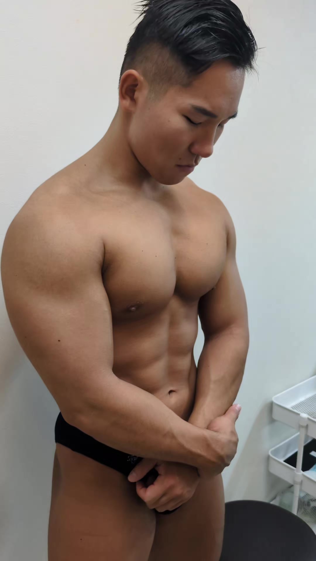 @マッチョ揉み
