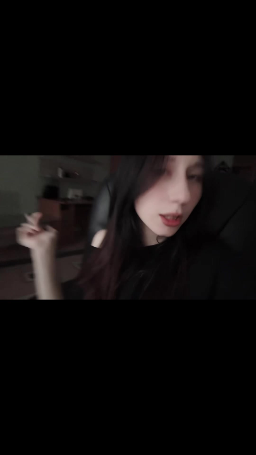 @de1tye
