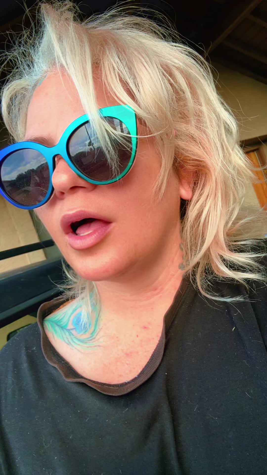 @CaptainBella