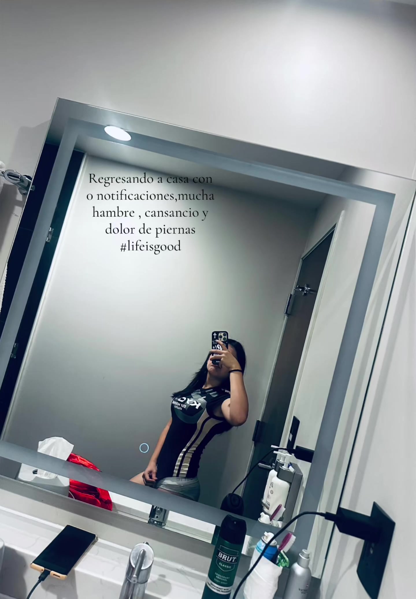 @𝒜𝓃𝓃𝒶