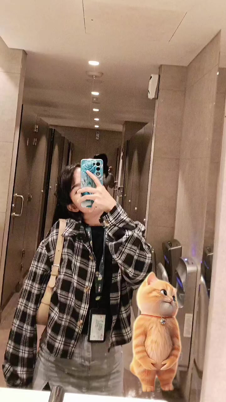 @𝘿𝙄𝙉𝙊𝙇