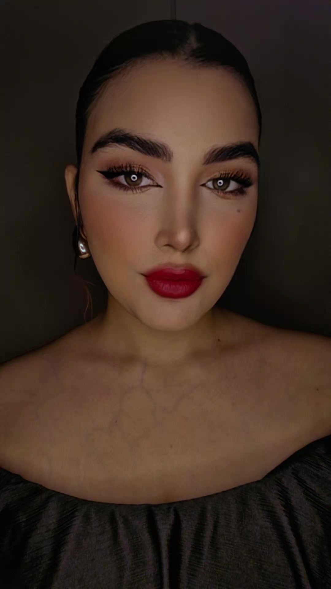 @Anaazin
