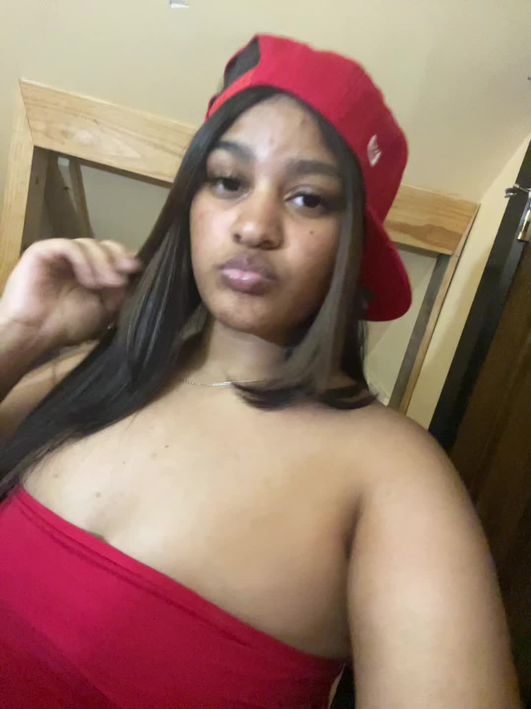 @Just Niki💁🏽&zwj;♀️
