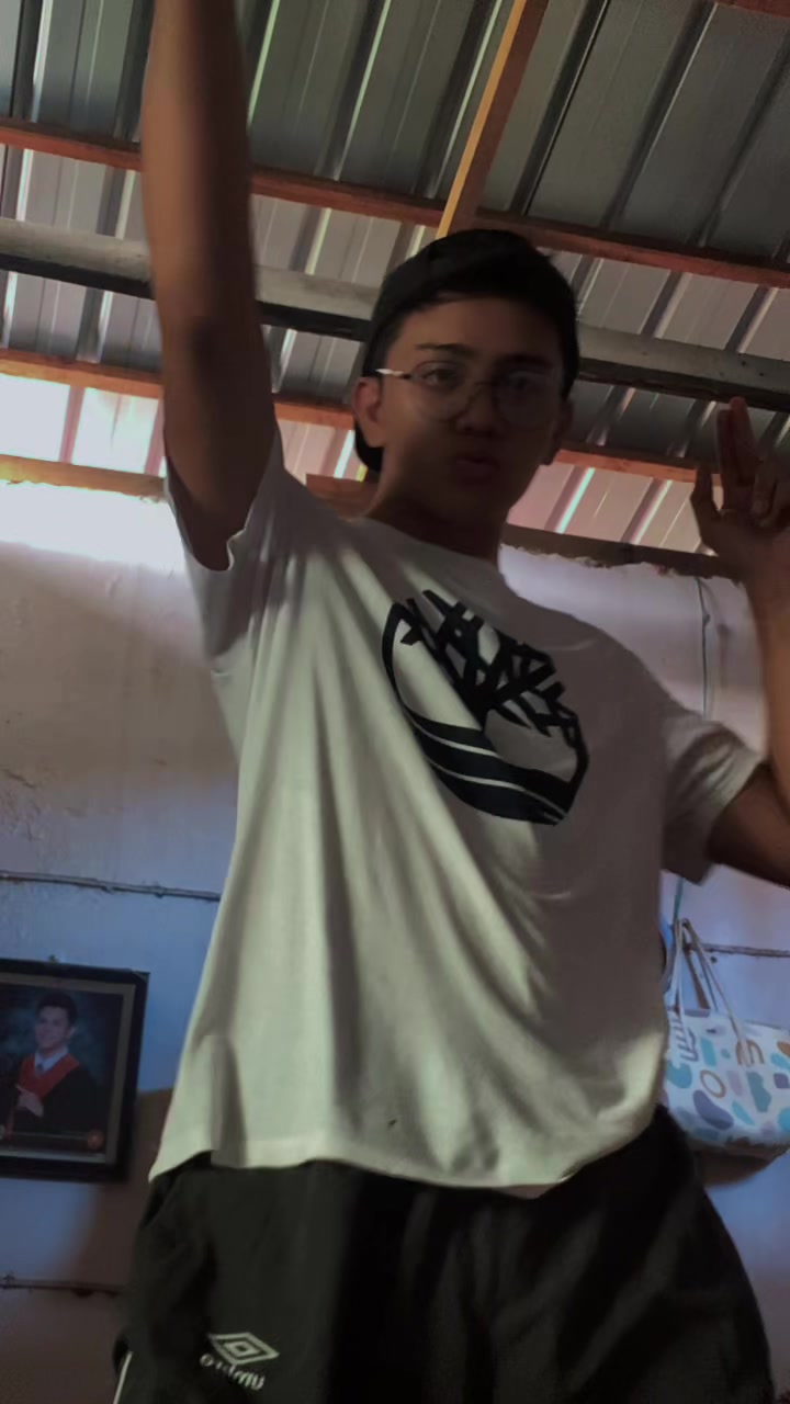 @neer 🤍👷&zwj;♂️