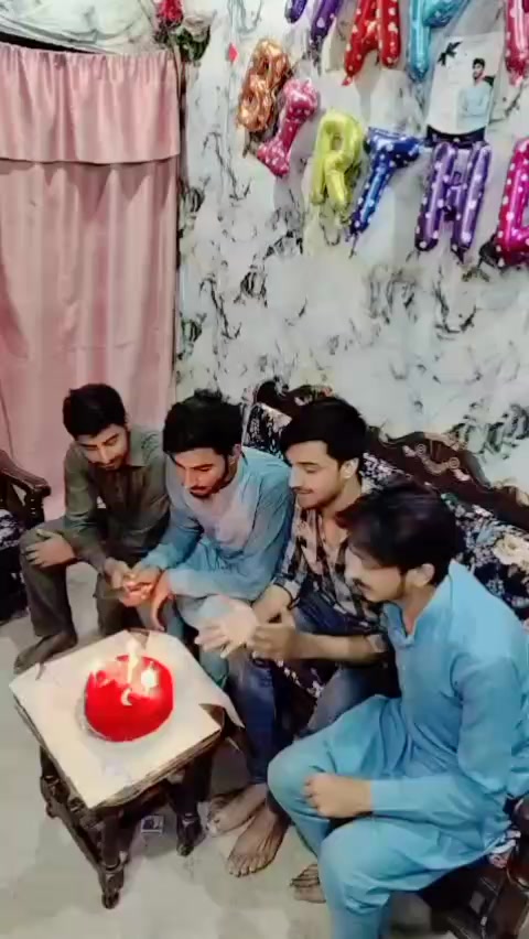 @🫅🏻Malik-WAQAS-Awan🎓