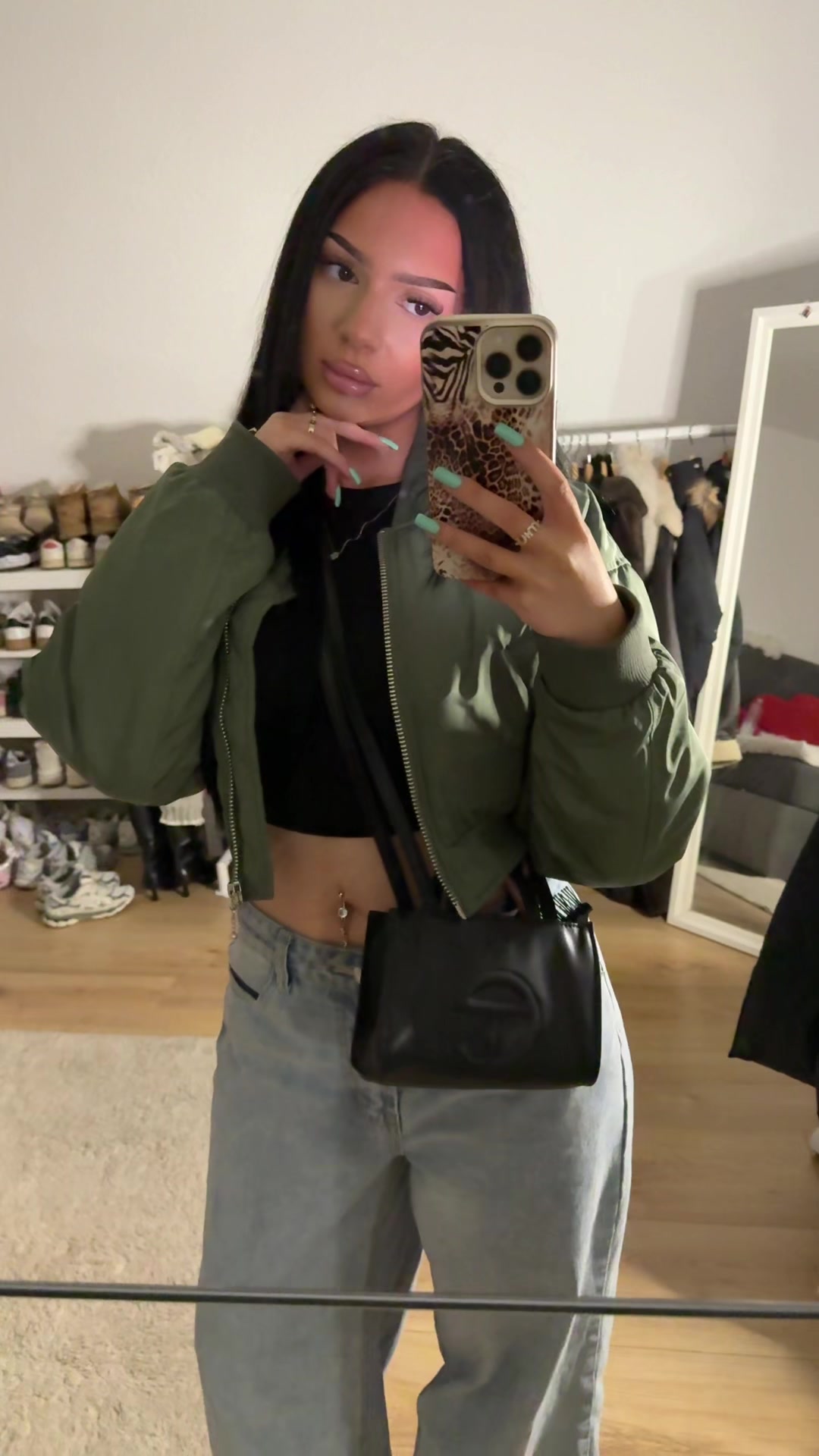 @𝓂