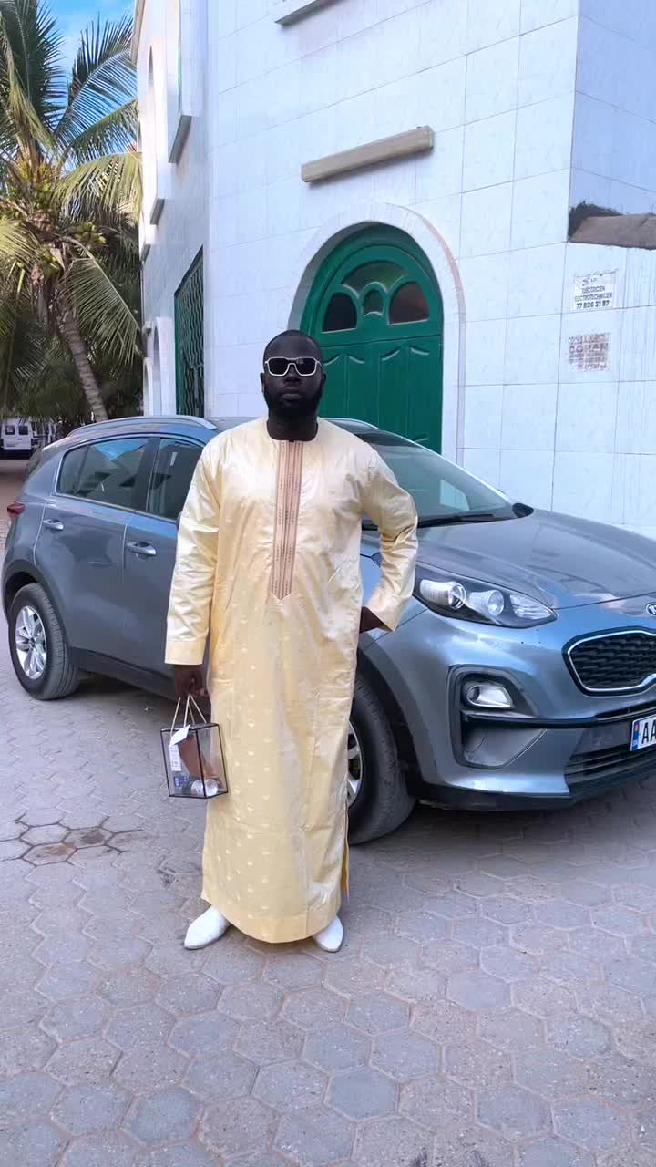 @Khadim thiam Bellavitafashion