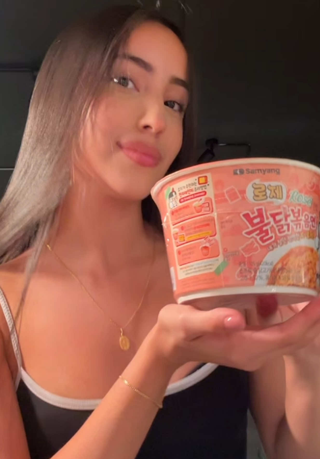 @isabellapiedrahitaa