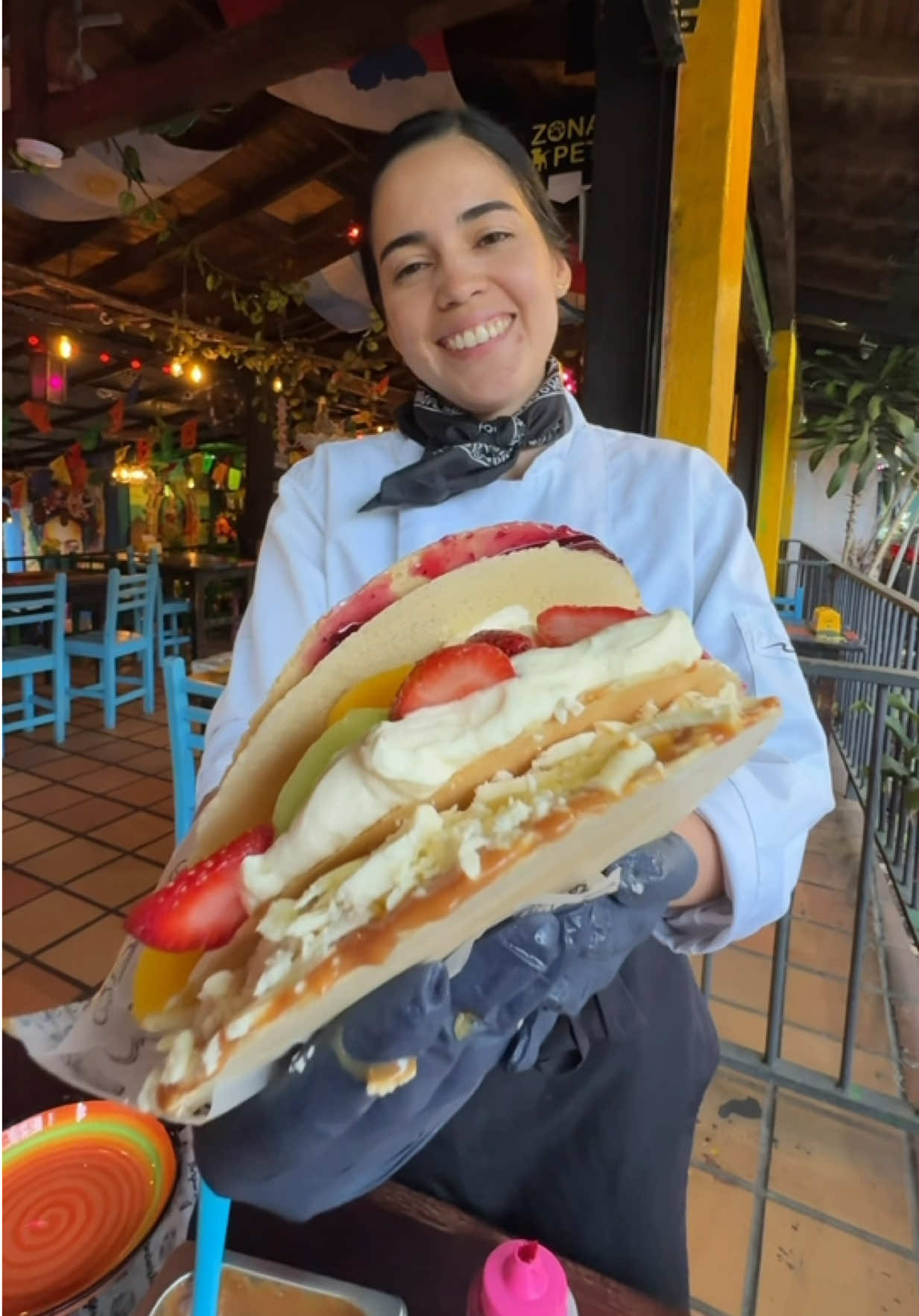 @LolaCarolaFood