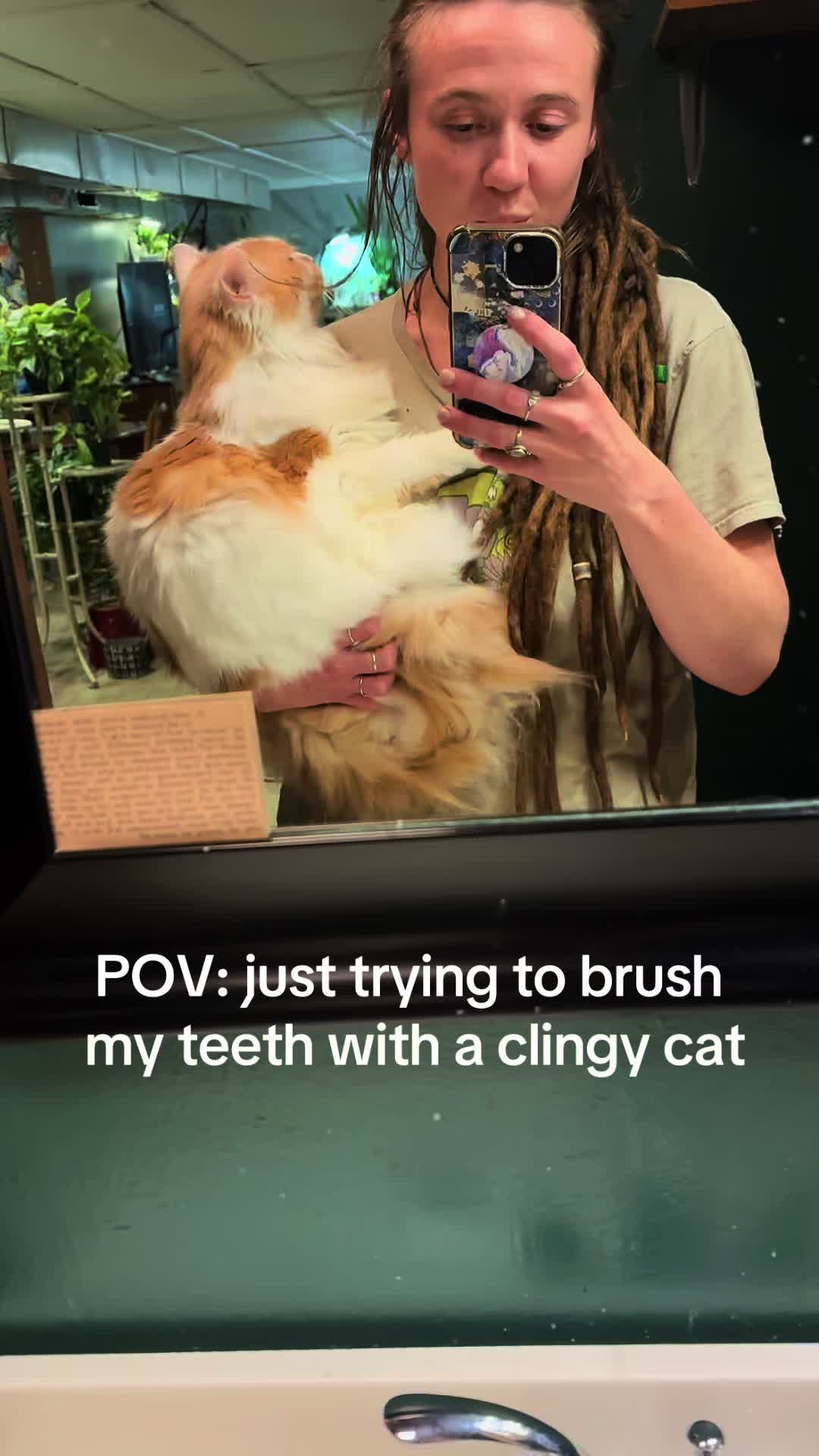 @oakleyhugs