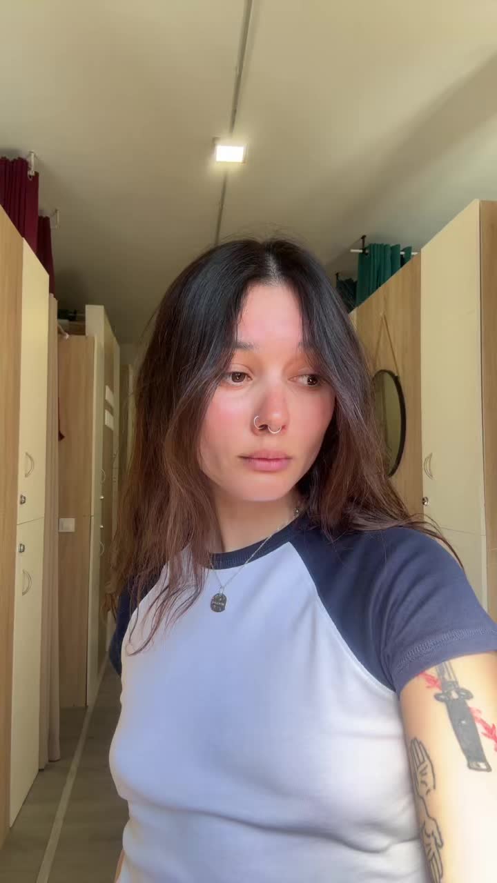 @hinatakio