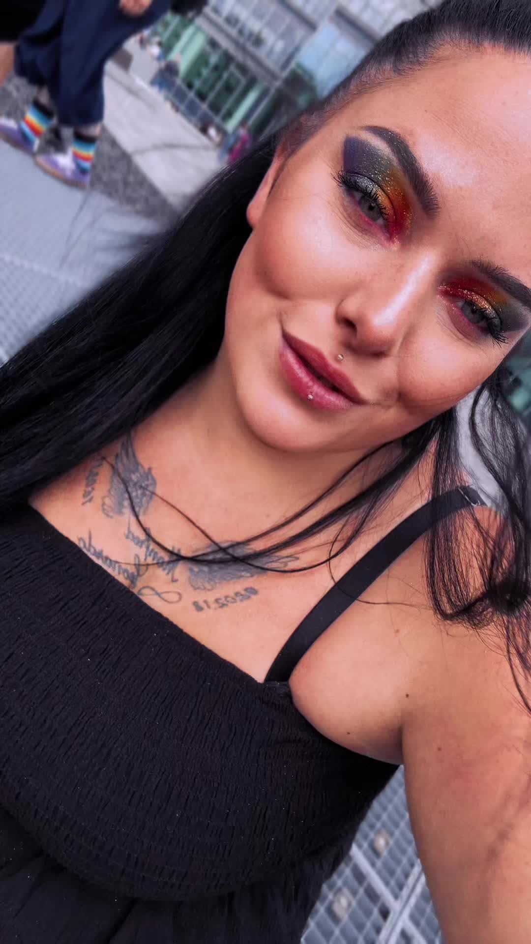 @Nana