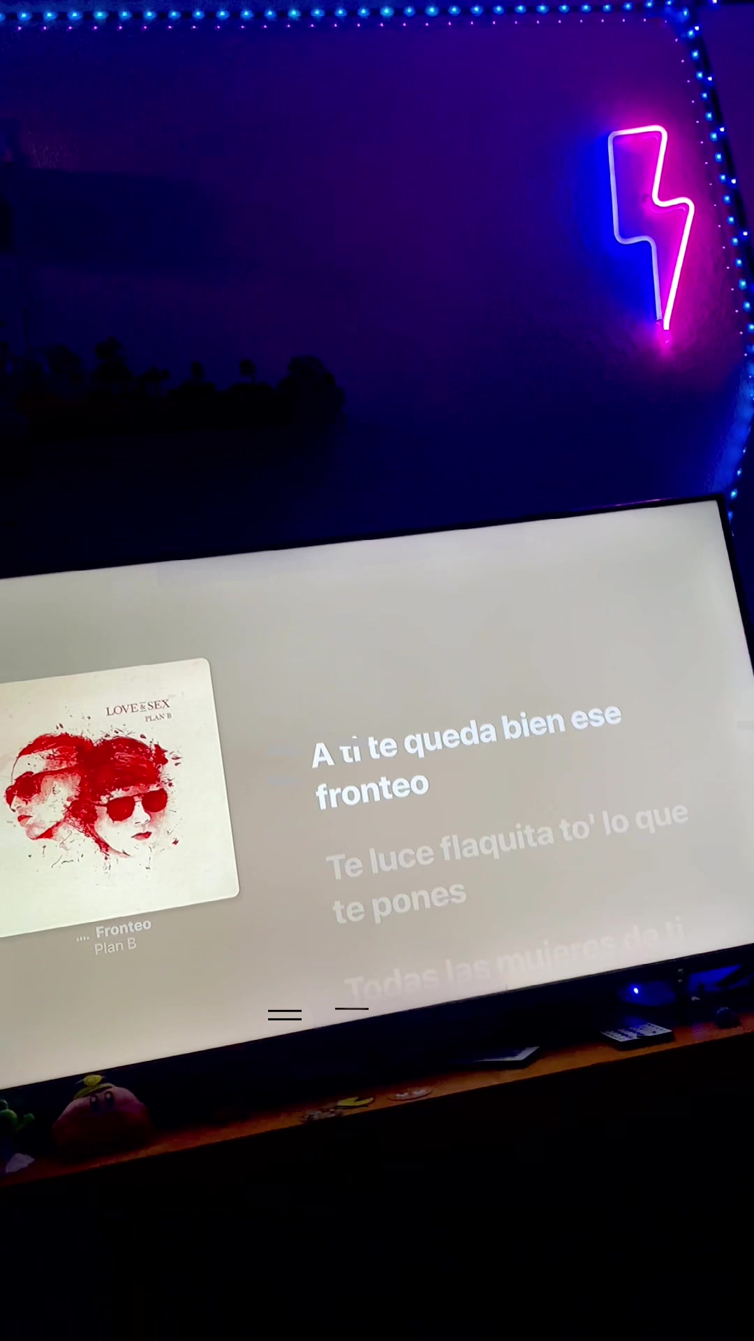 @Dxniel Gómez