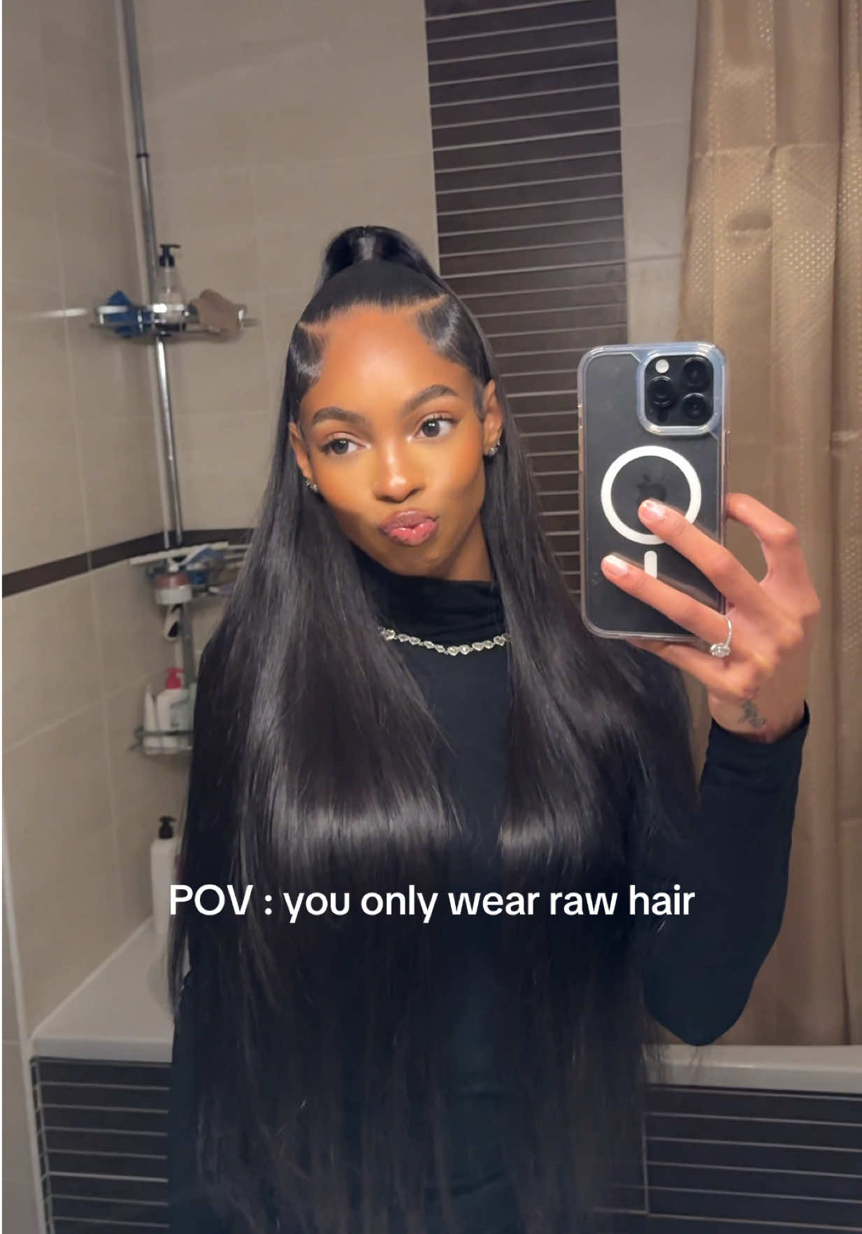 @RAWTHENTIC HAIR.