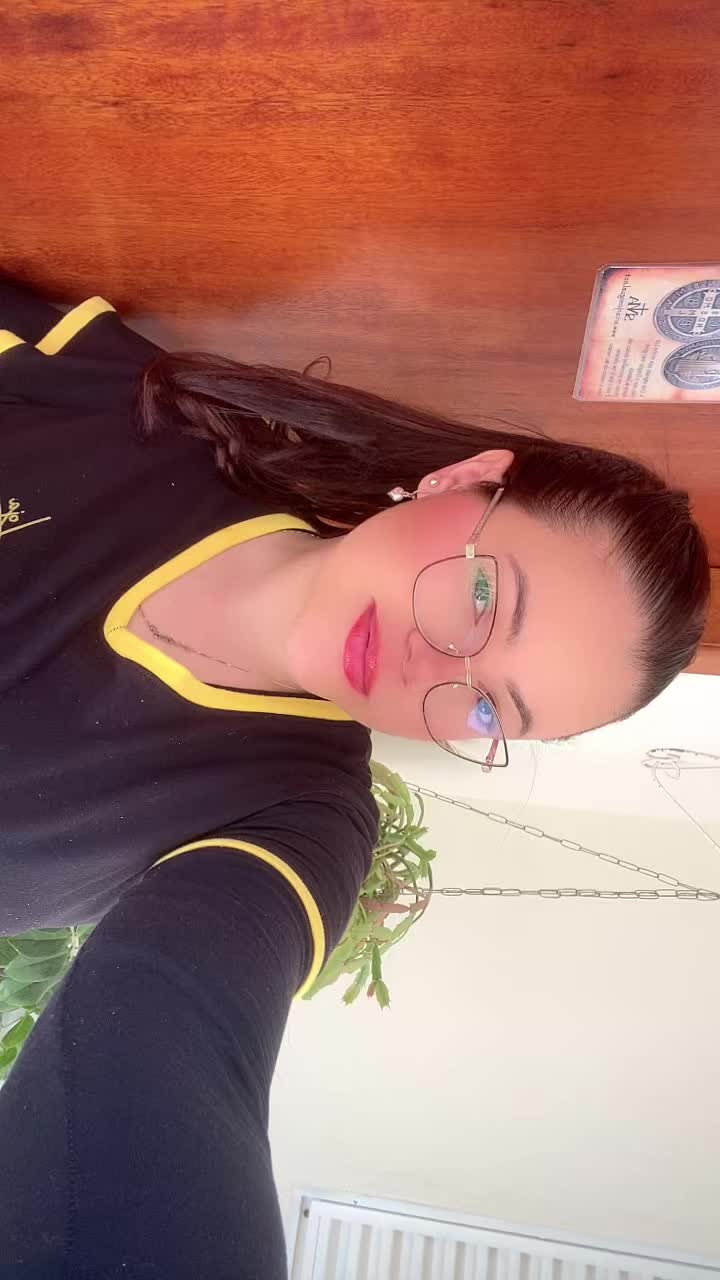 @isabella1