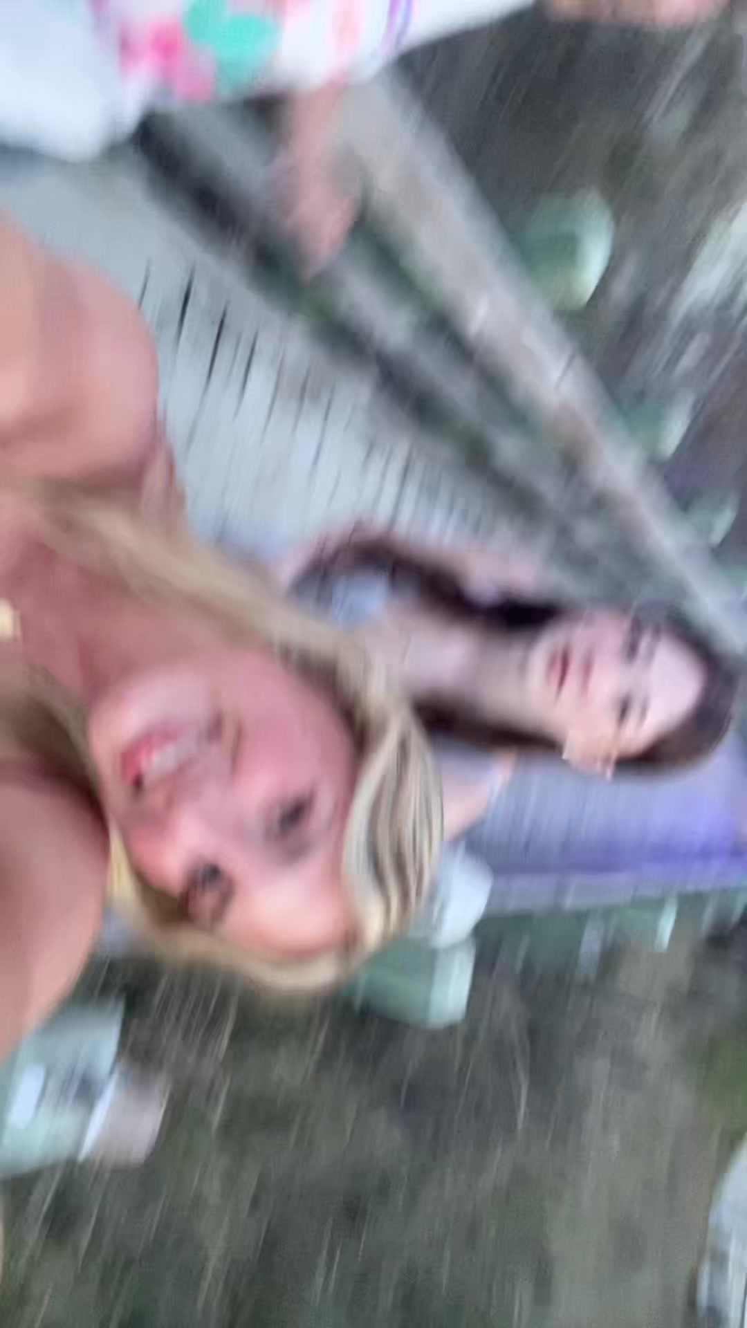 @ella 🦄