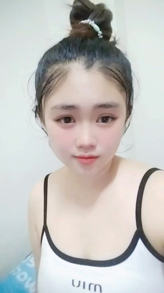 @Anivone