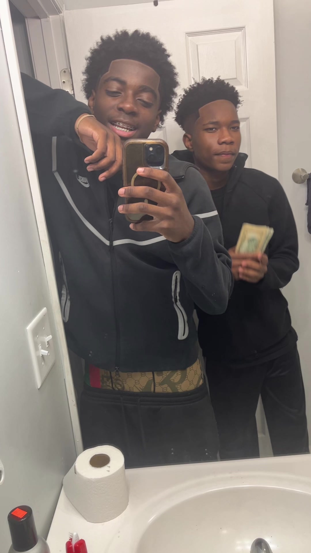 @🎚️