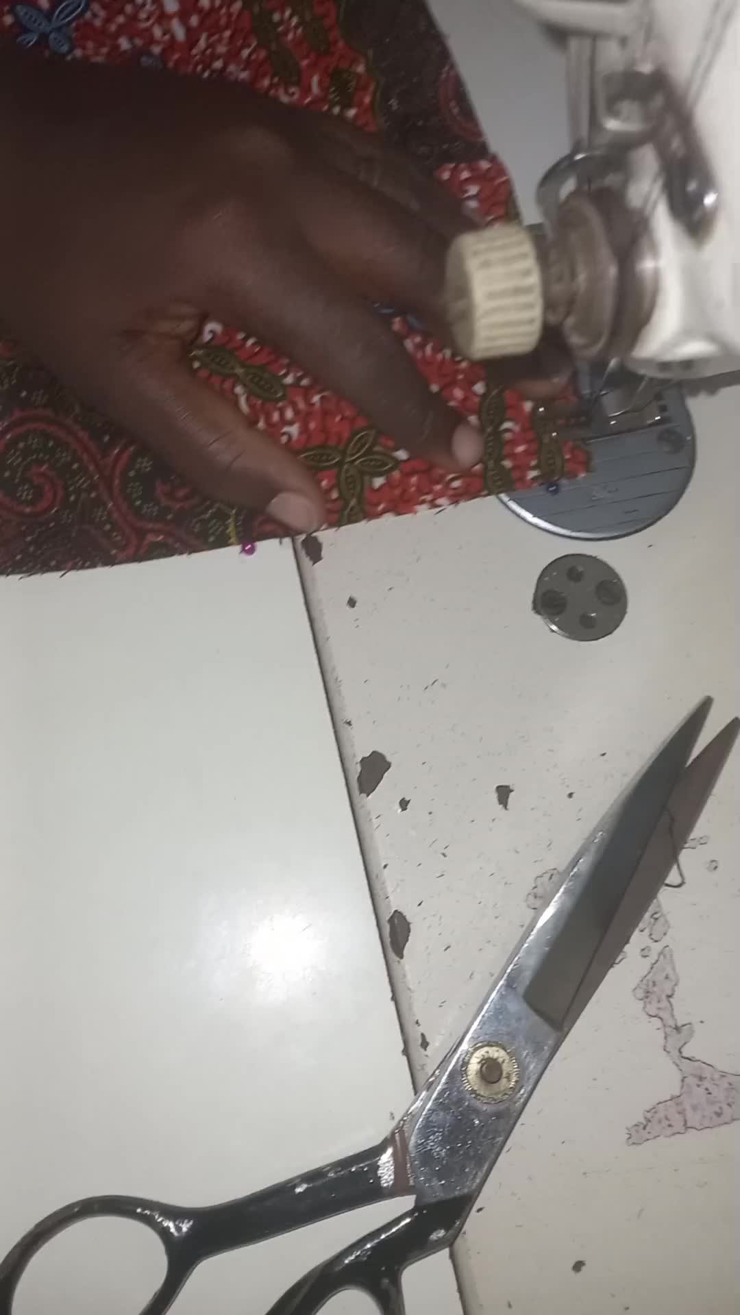 @SB COLLECTIONS ✂️ 🧵(Winneba)