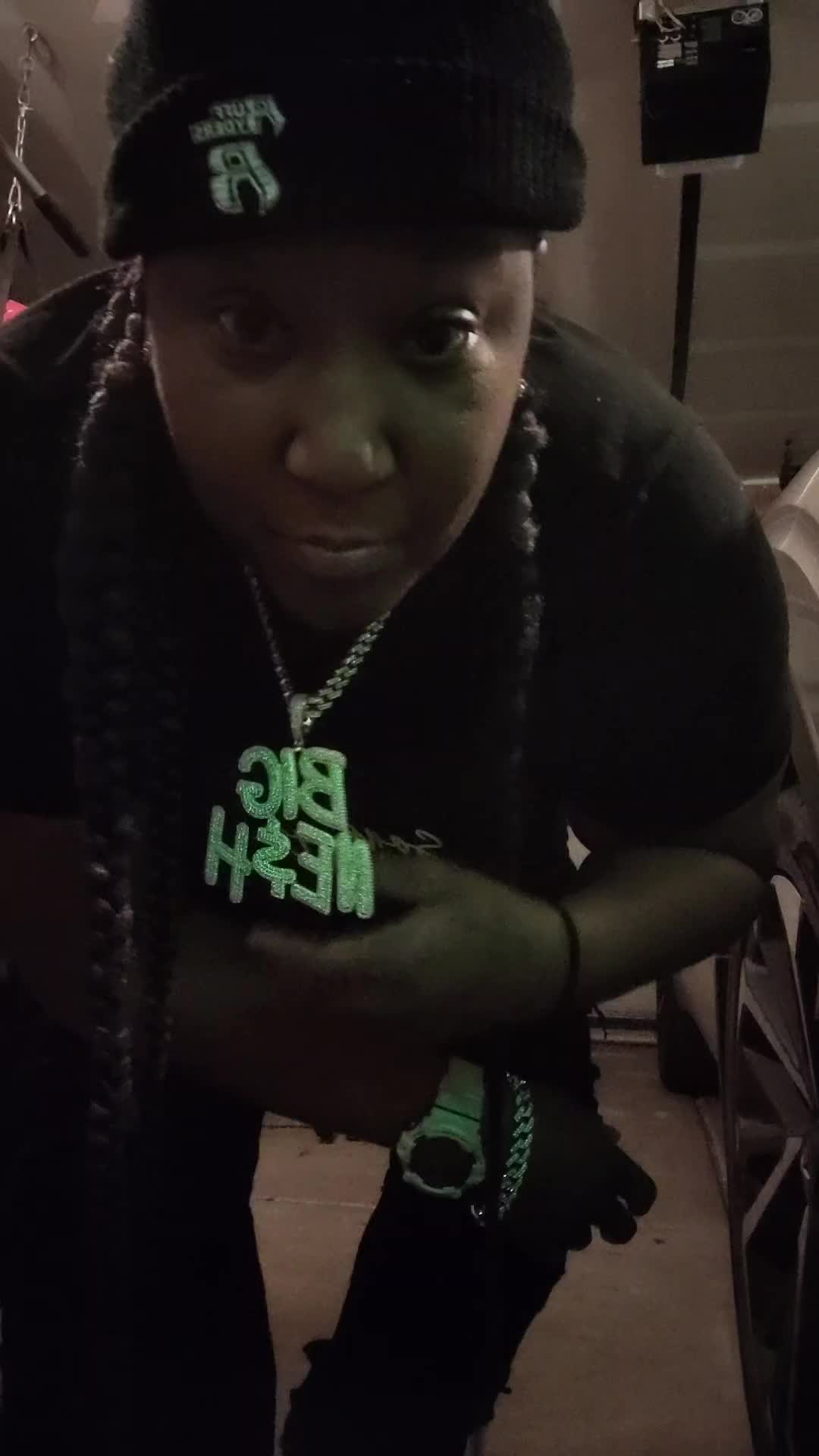 @BigNe$H