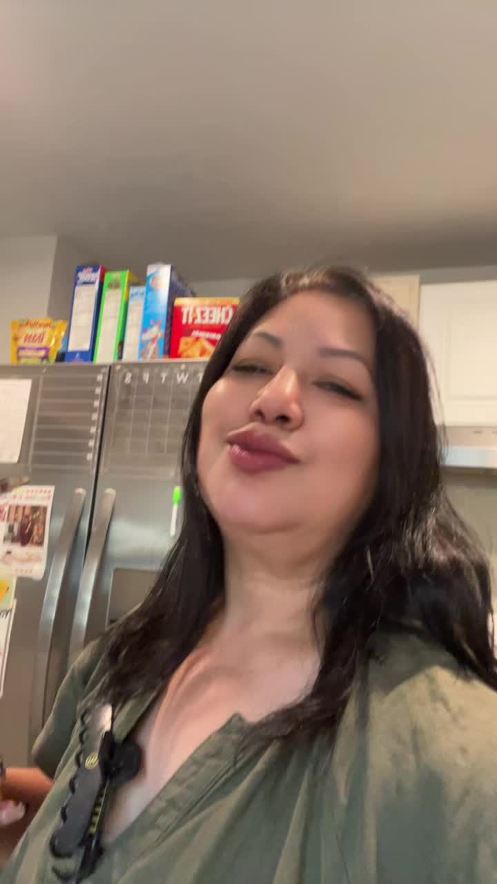 @Karoline