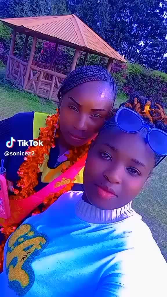 @kui- dimplezkenya