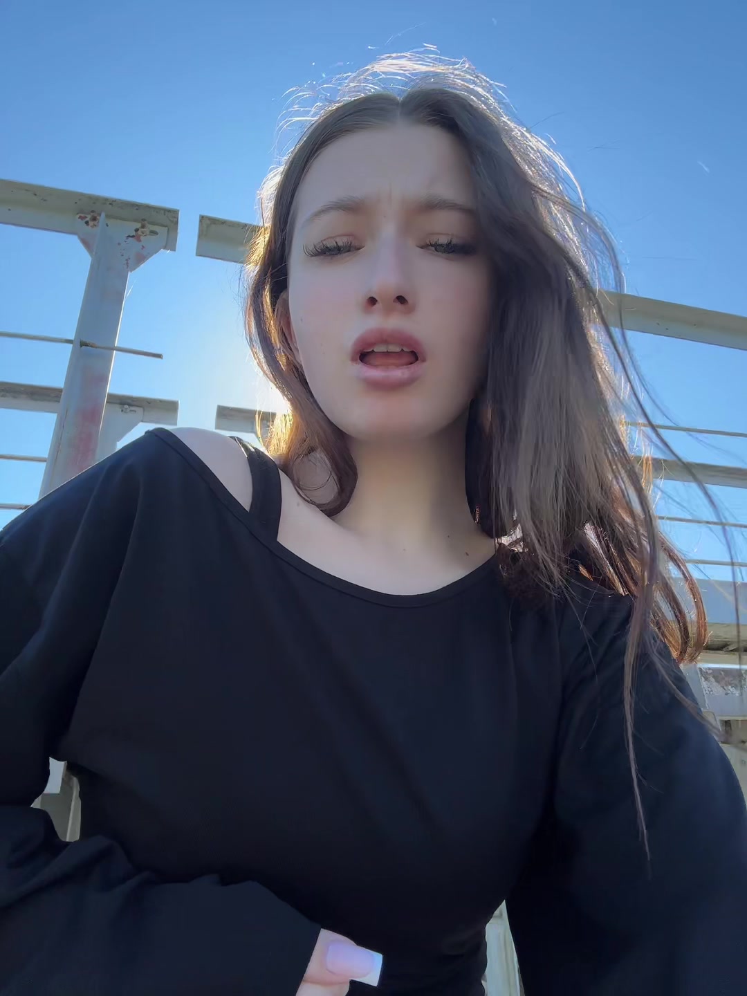 @skatril