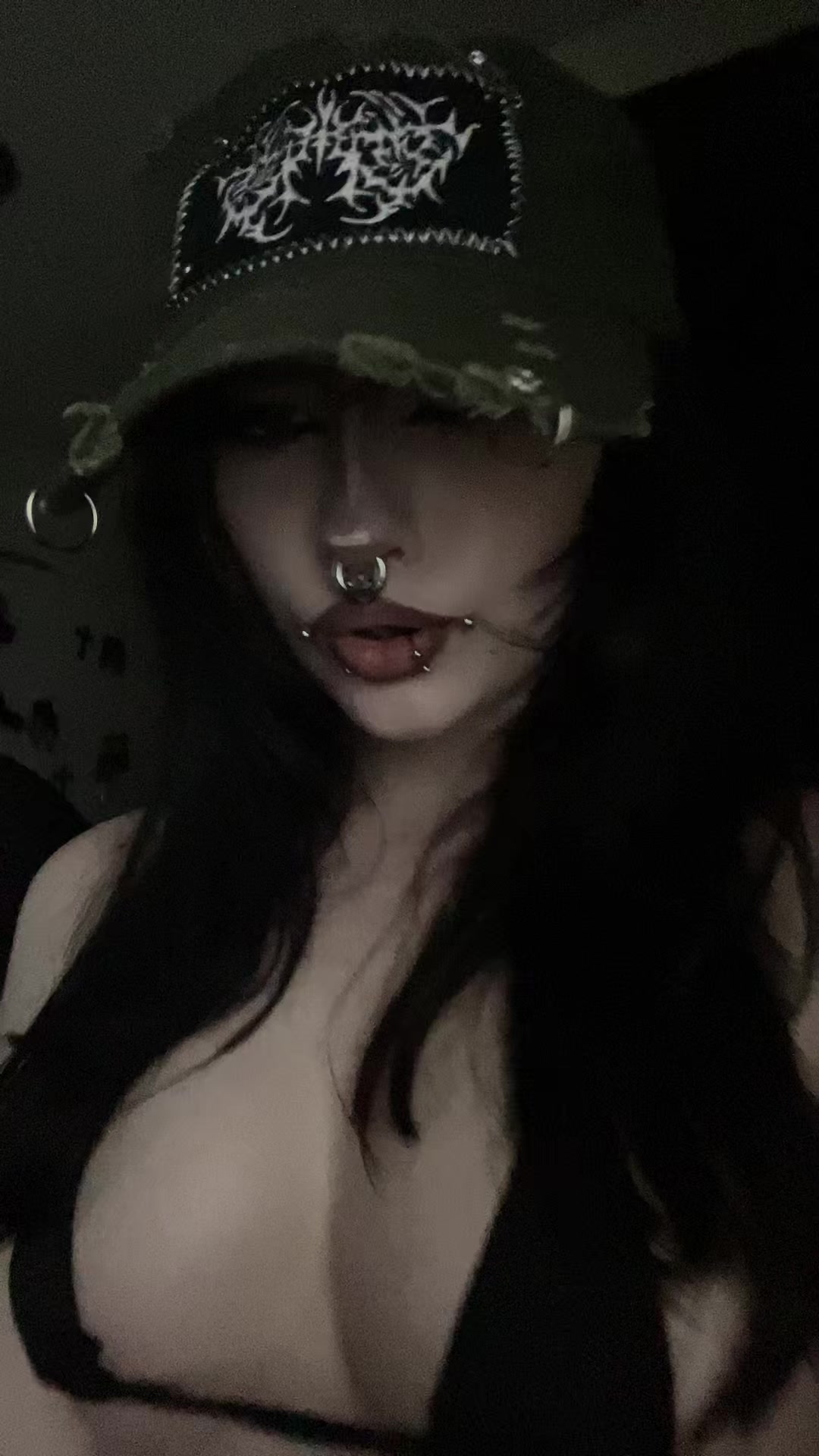 @Haily🗝️