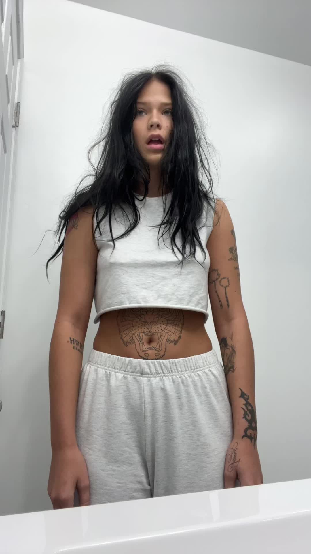 @kara♌️🖤