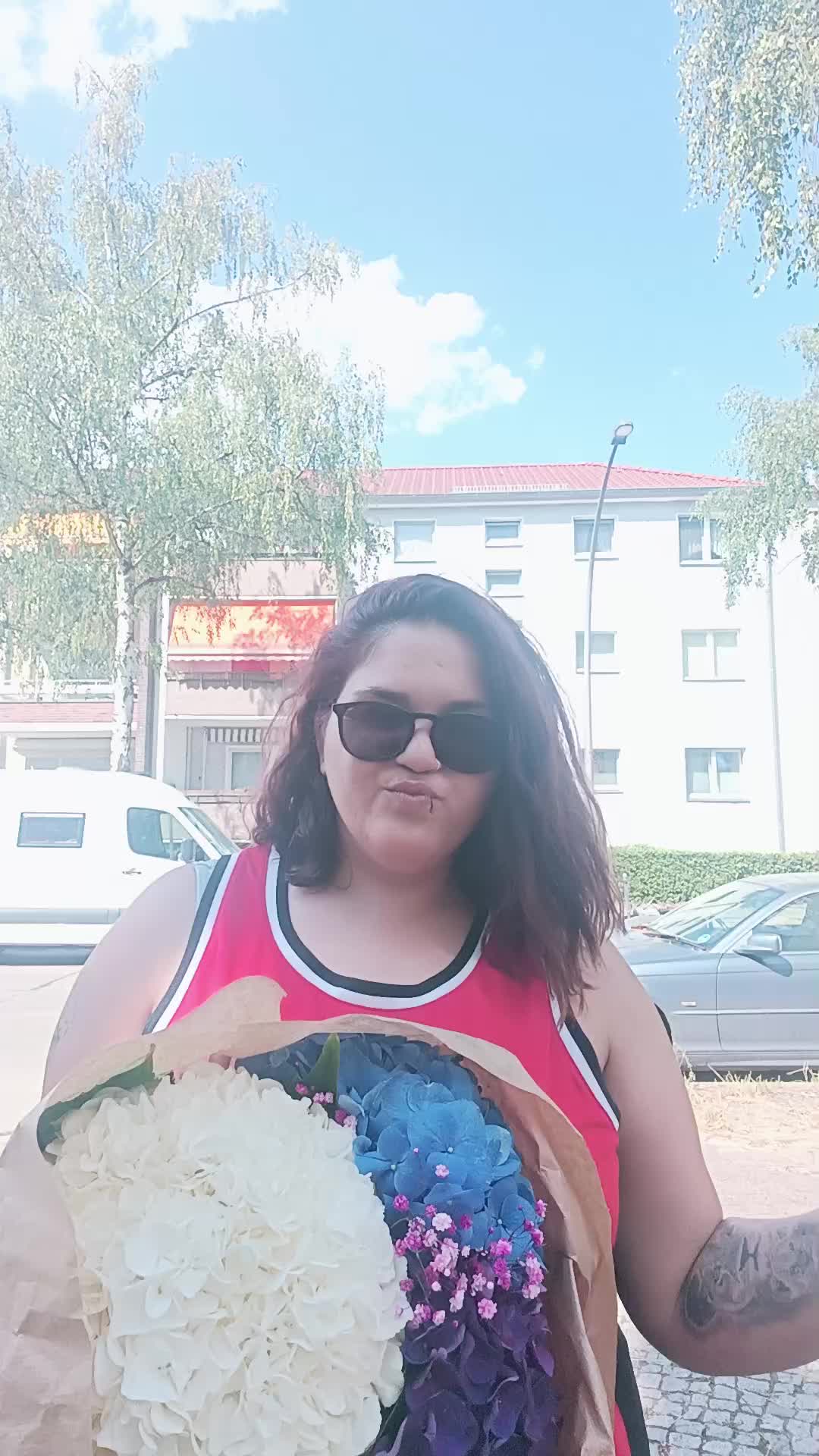 @RalucaNikky💯🌹🇷🇴