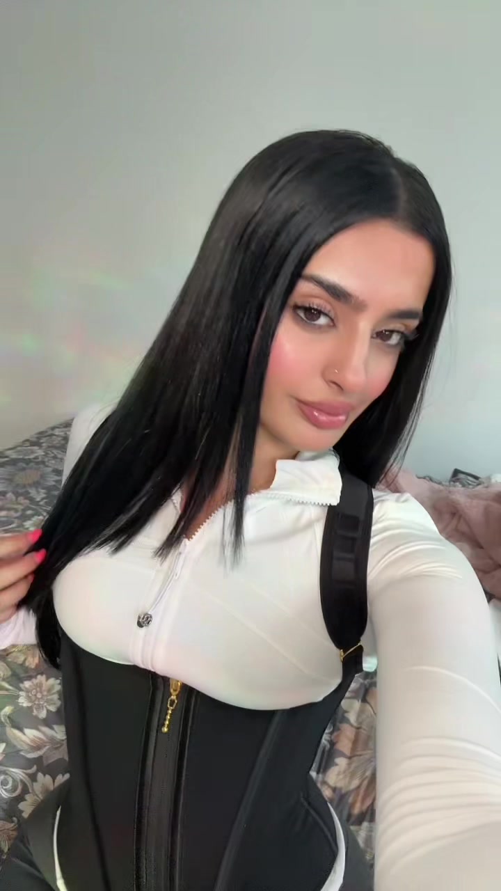 @Zareena✨
