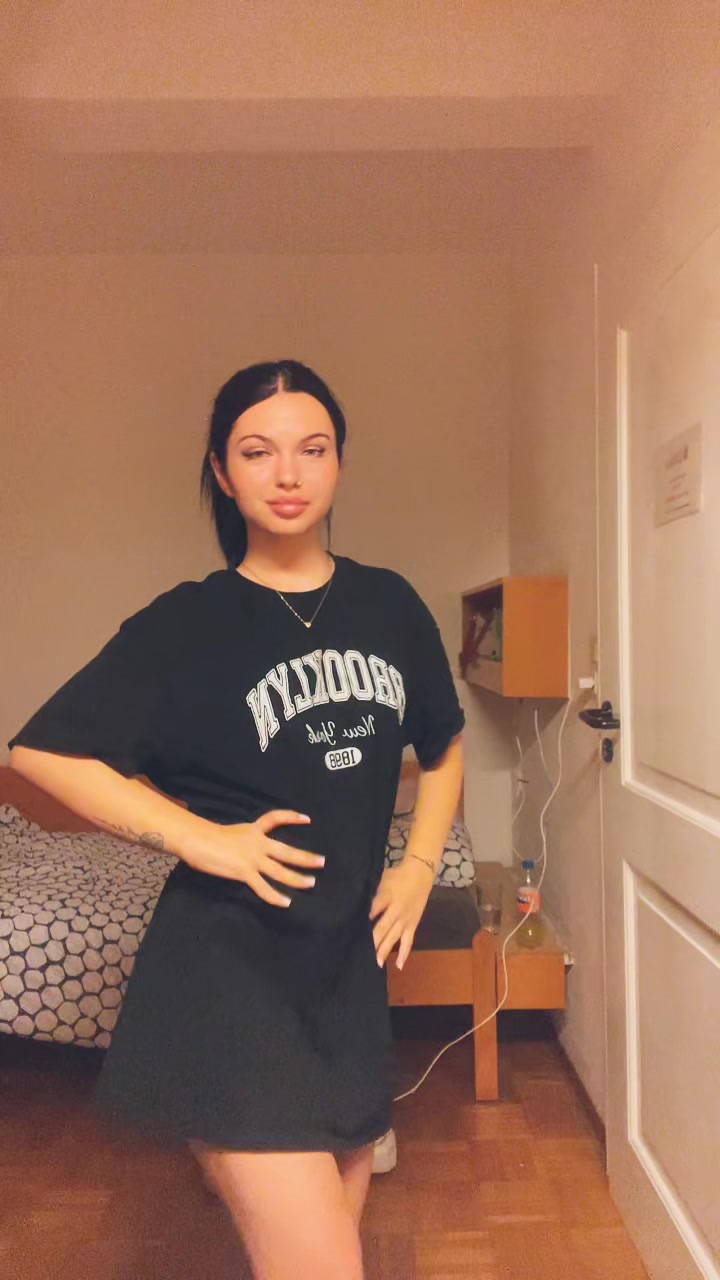 @𝓒𝓱𝓪𝓻𝓵𝓸𝓽𝓽𝓮🤍