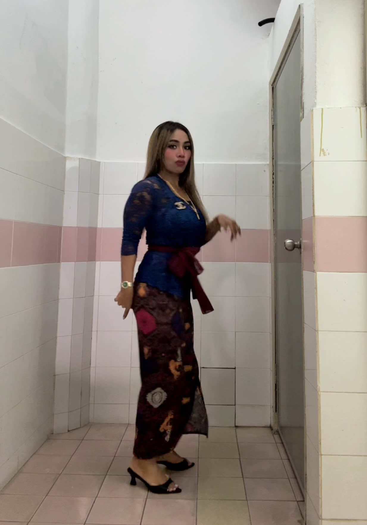 @tasharossee