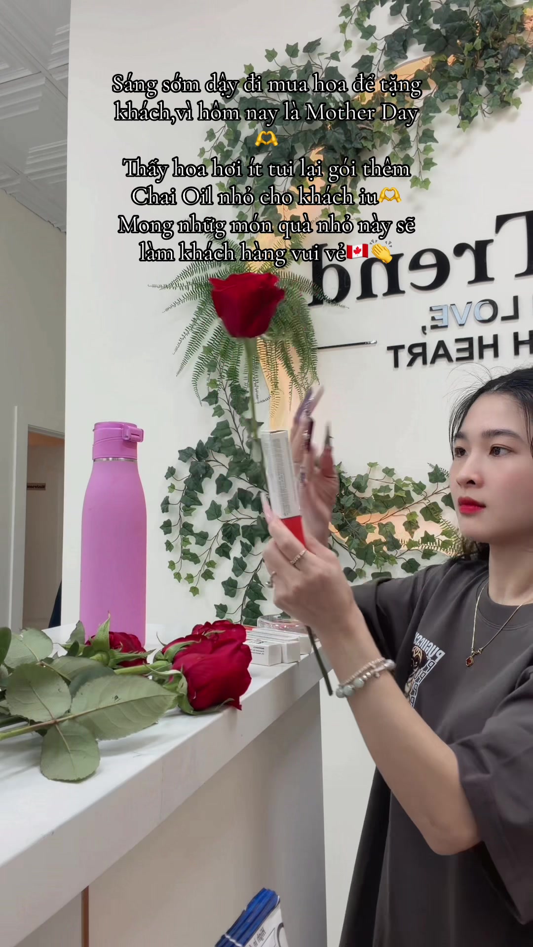 @KimmieNails🇻🇳&hearts;️🇨🇦Tấu H&agrave;i😜
