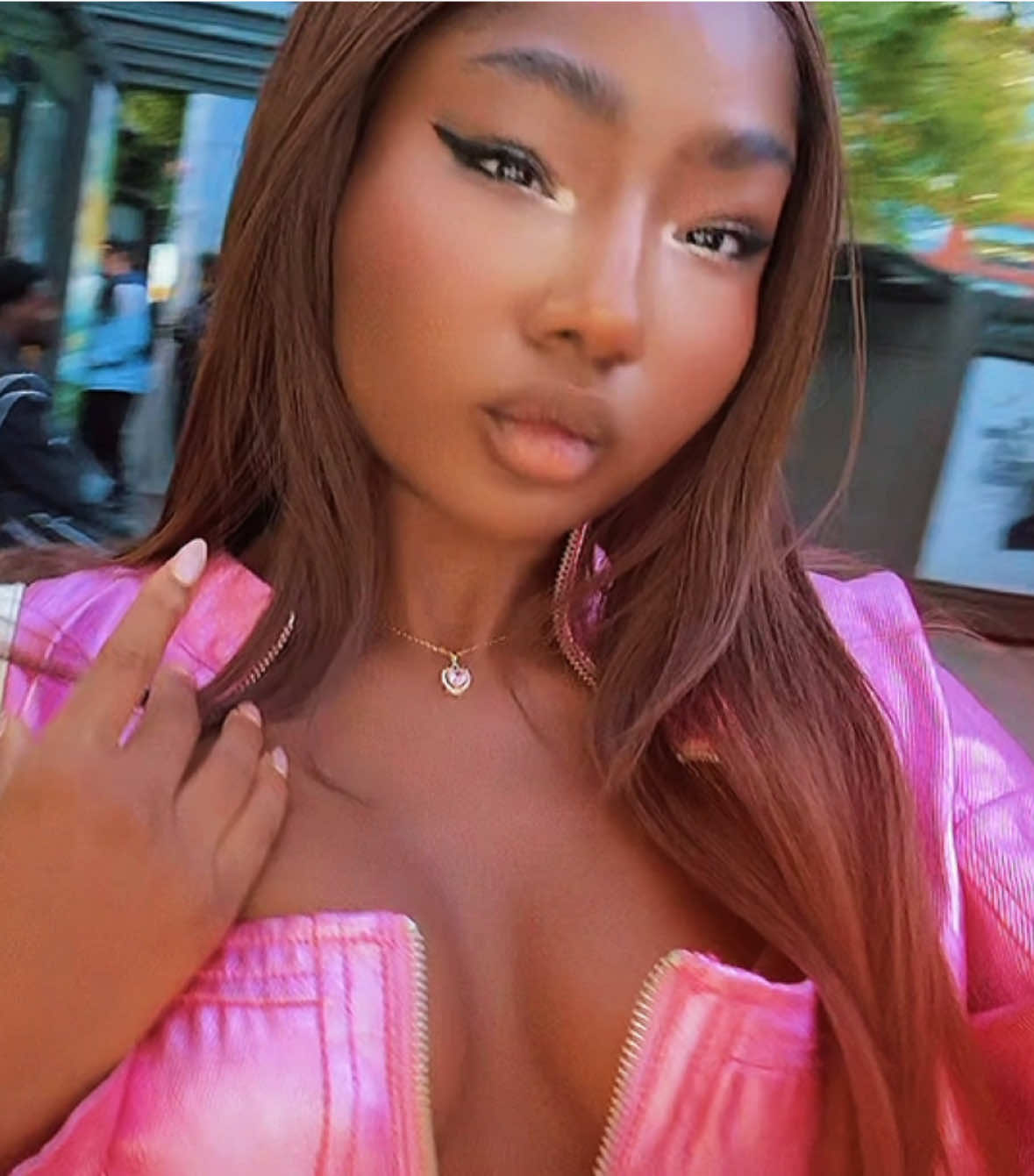 @Barbie ๐