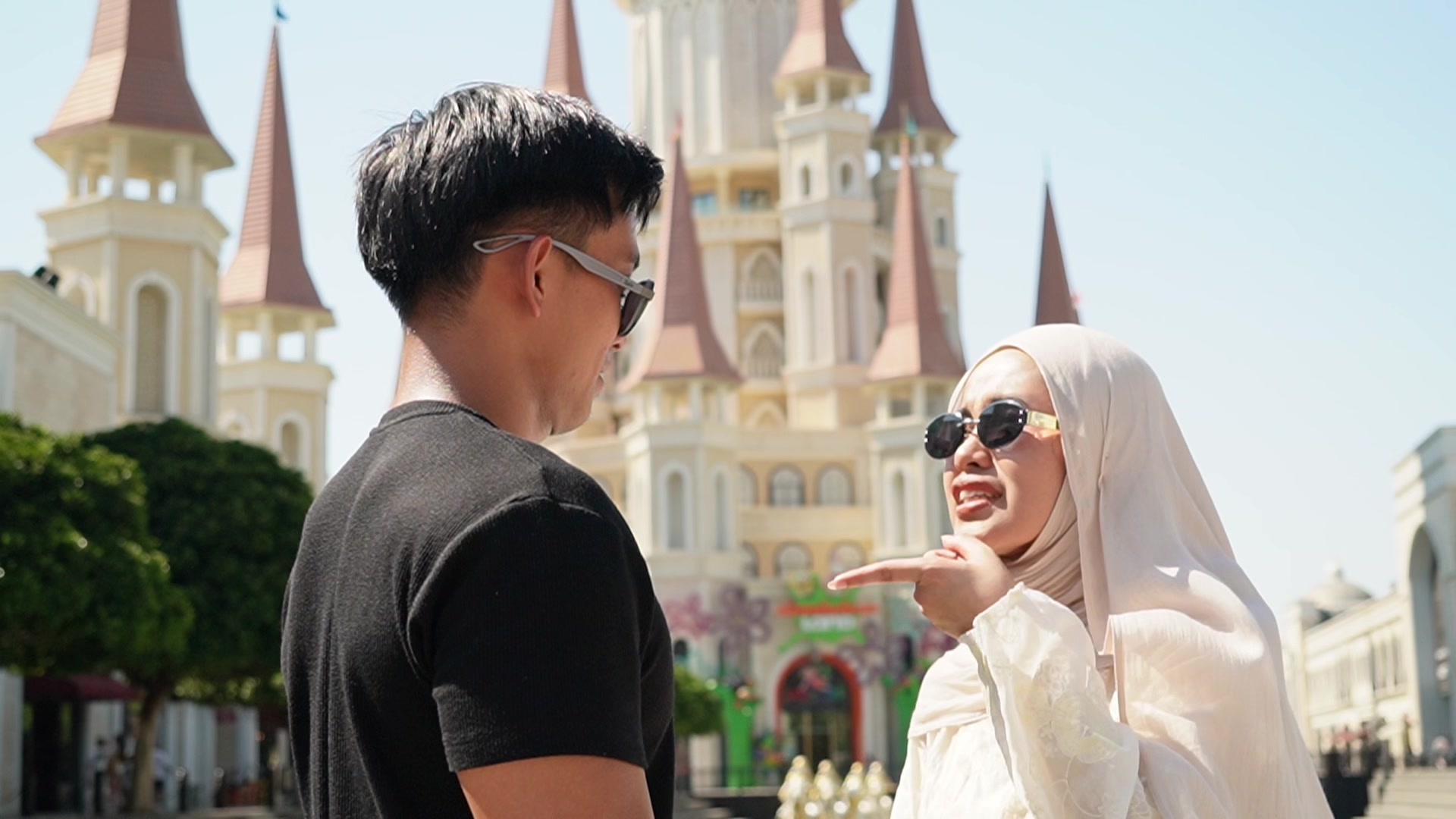 @Kaawaanz