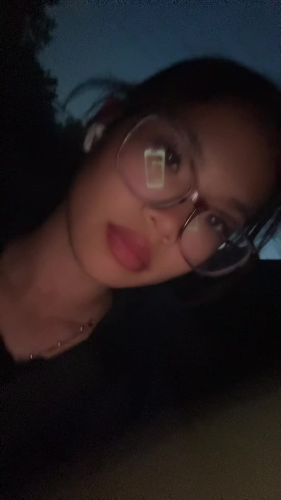 @…