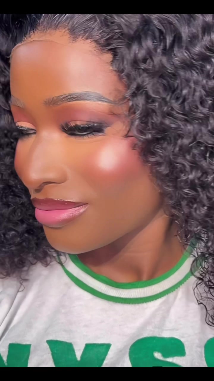 @MAKEUP ARTIST IN Ayobo/Ipaja