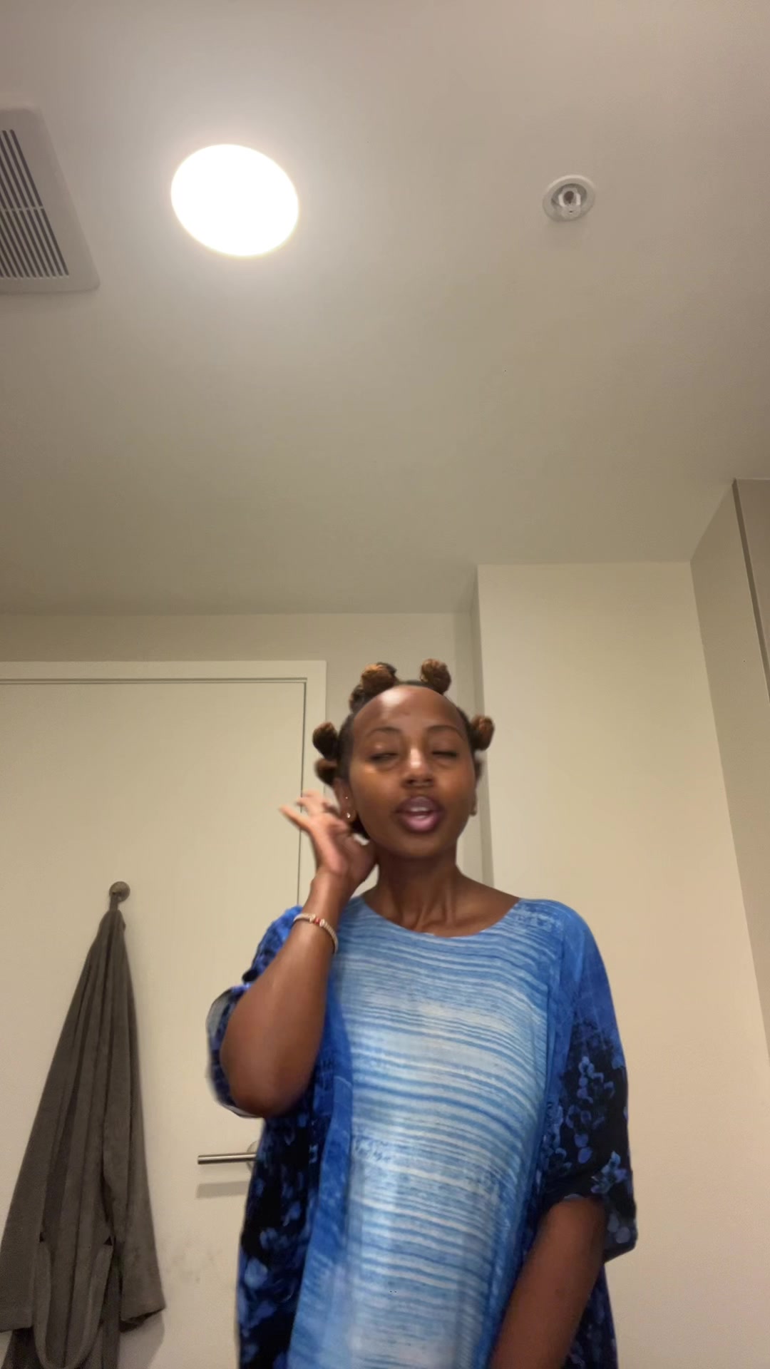 @Waheart👩🏽&zwj;❤️&zwj;💋&zwj;👩🏾