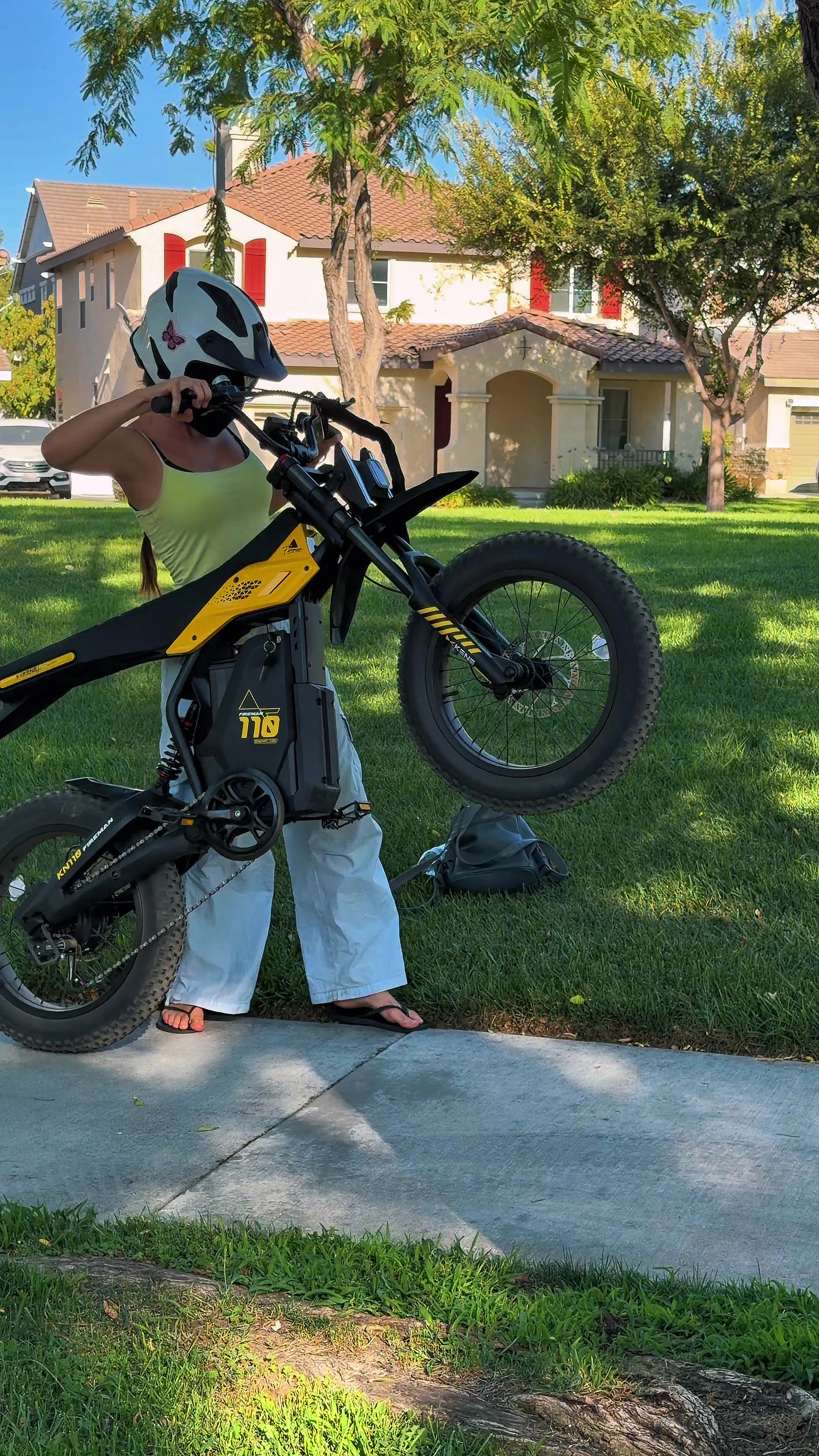 @avi_rides
